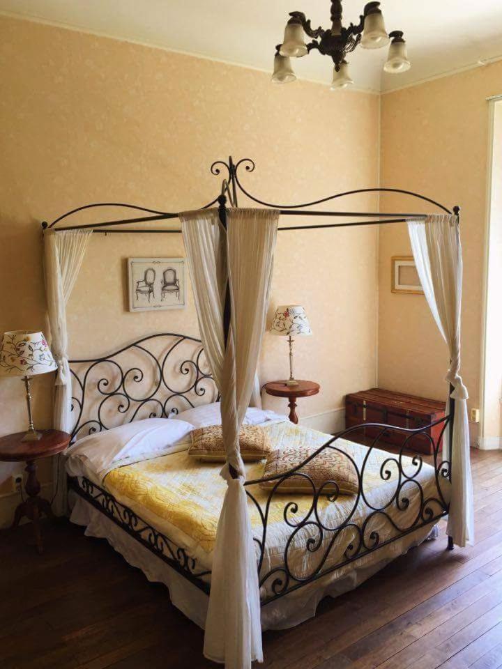 Chambres D'Hotes-Chateau Constant Bessines-sur-Gartempe Habitación foto